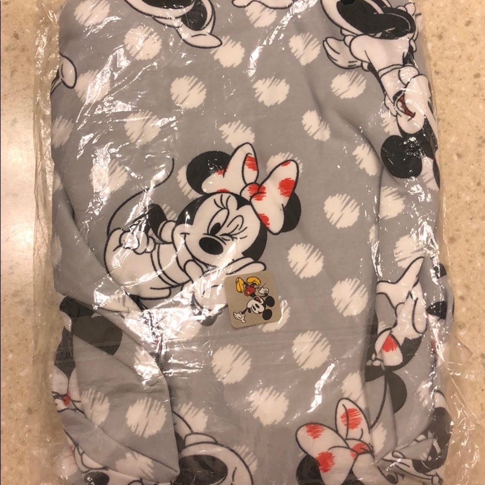 Will sell all 3 leggings for $30